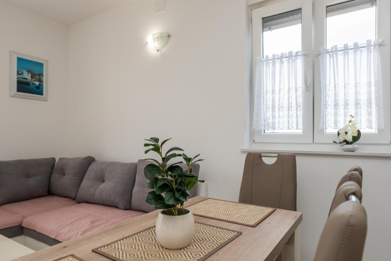 Zoran Brand New Modern Apartments Мандре Экстерьер фото